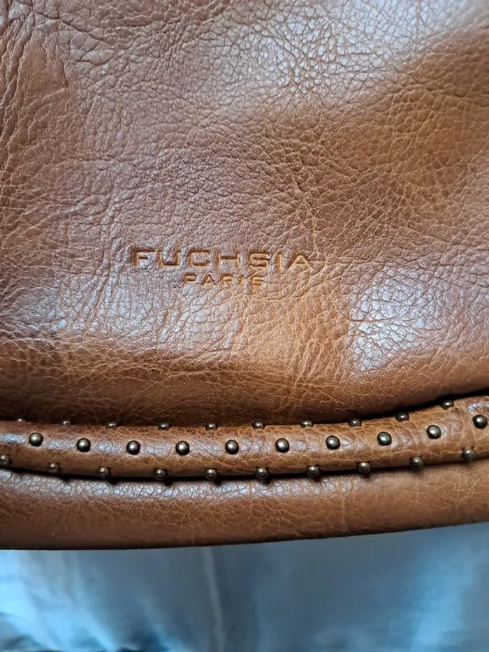 Magnifique sac camel Marque Fuchsia - photo numéro 2
