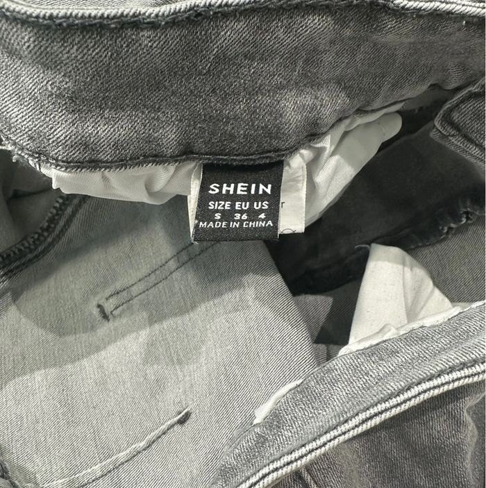 Jean skinny taille S Shein - photo numéro 3
