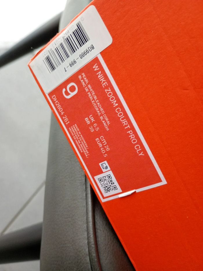 Basket Nike neuve - photo numéro 5