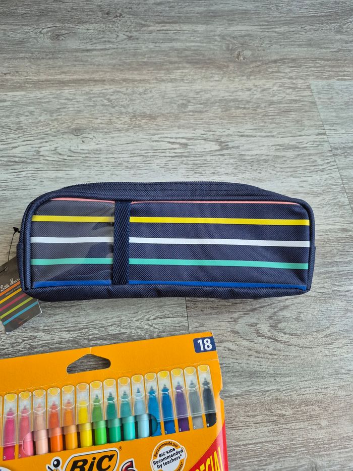 Lot fournitures scolaires stylos crayon trousse règle colle gomme etc - photo numéro 6