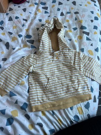 Pull à capuche