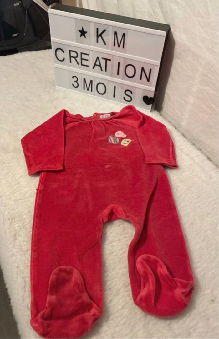 Pyjama 3 mois extenso