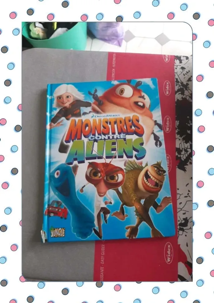 Monstres contre aliens
