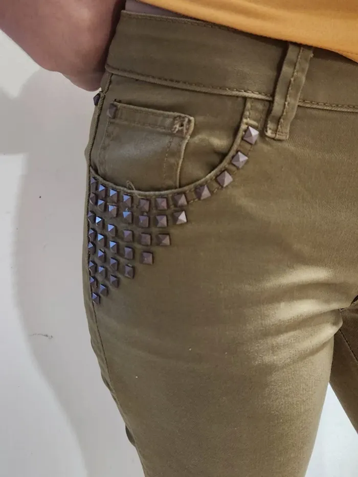 Pantalon slim kaki taille 40 à clous bronze - photo numéro 5