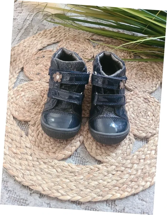 Chaussure taille 21 - photo numéro 2