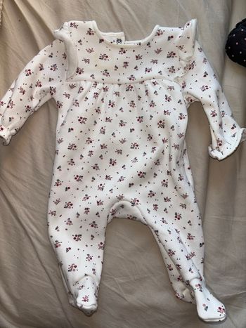 Lot de 4 pyjama neuf 🤍