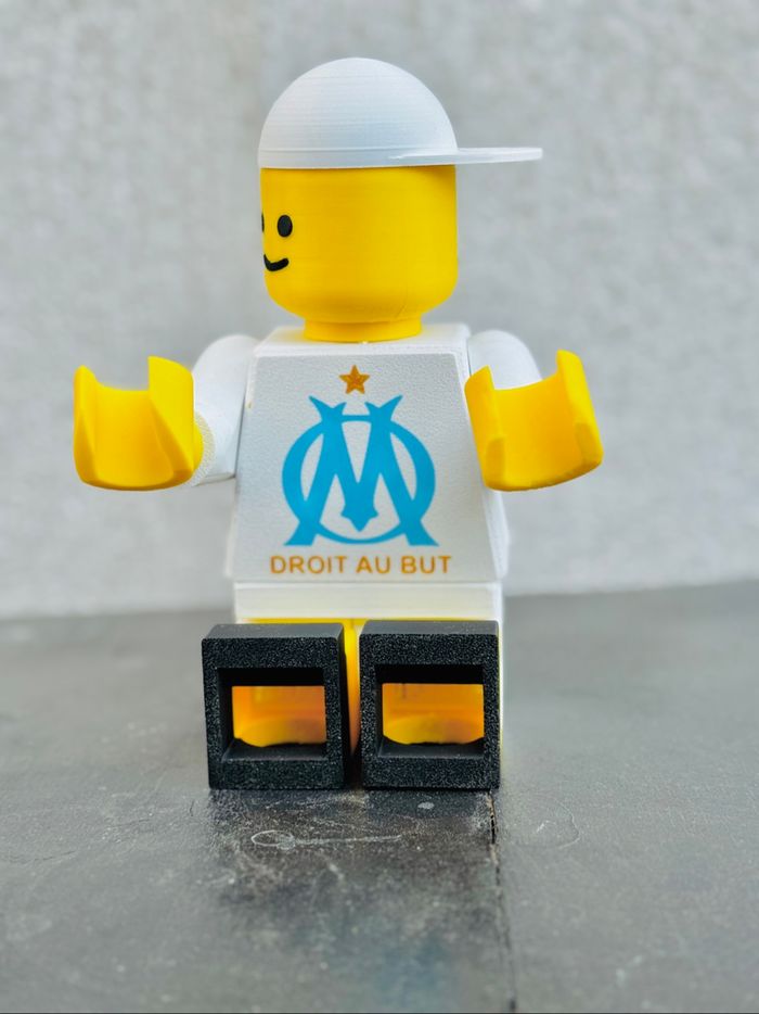 Figurine style lego OM - photo numéro 3