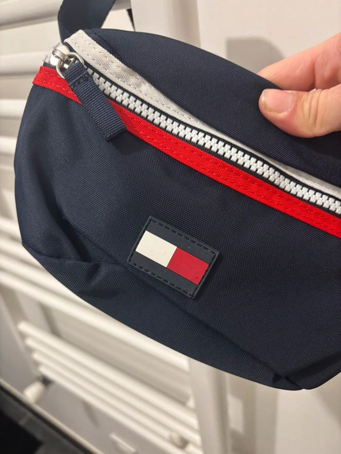 Banane tommy hilfiger - photo numéro 2