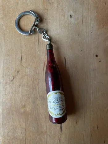 Porte clé vin des rochers