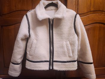Manteau mouton fausse fourrure neuf