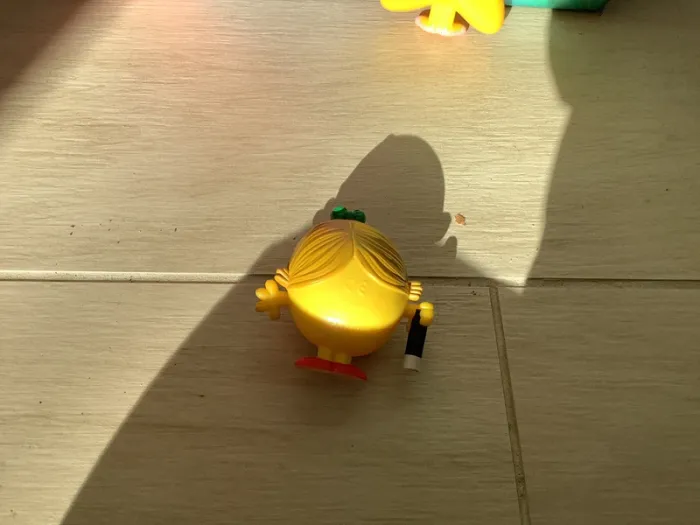 Lot de 2 figurines monsieur, madame - photo numéro 4