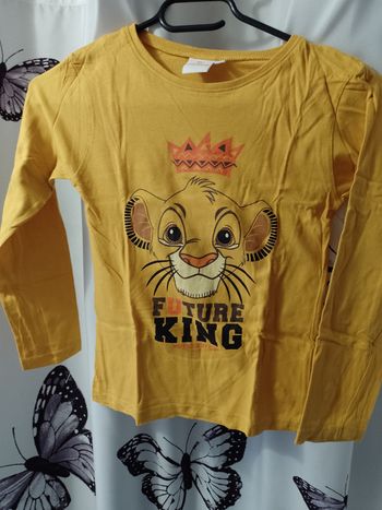 Tee-shirt le Roi Lion 🦁 8ans 