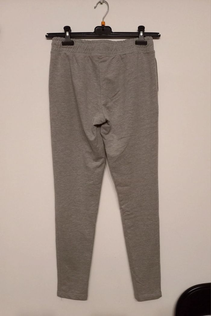 Pantalon de sport - photo numéro 2
