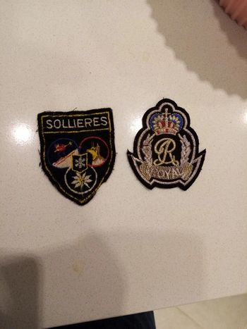 Lot de 2 écusson à brodé