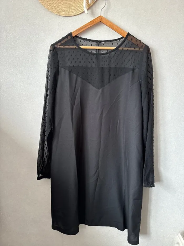 Robe noire taille 38/40