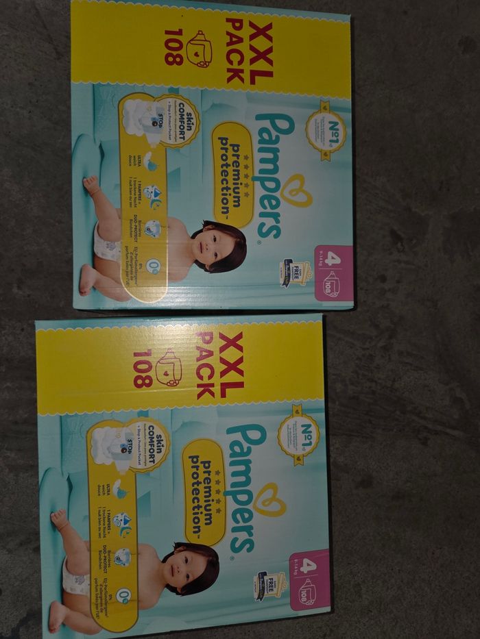 Lot couches pampers - photo numéro 10