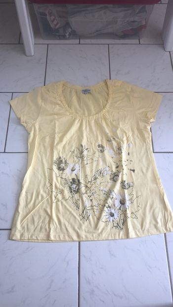 Teeshirt motif fleurs