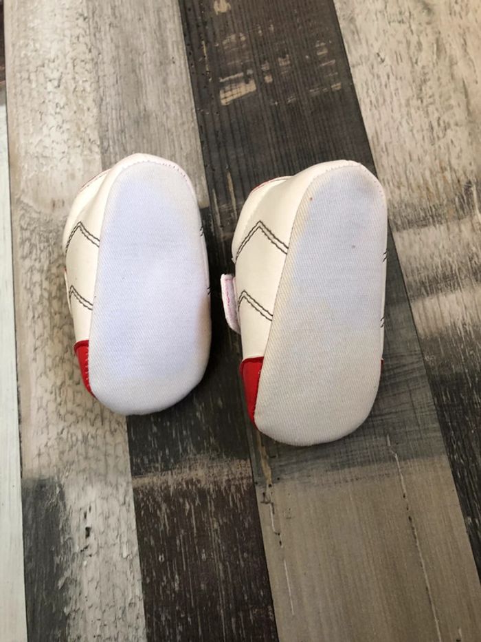 Chaussure tille 18 - photo numéro 3