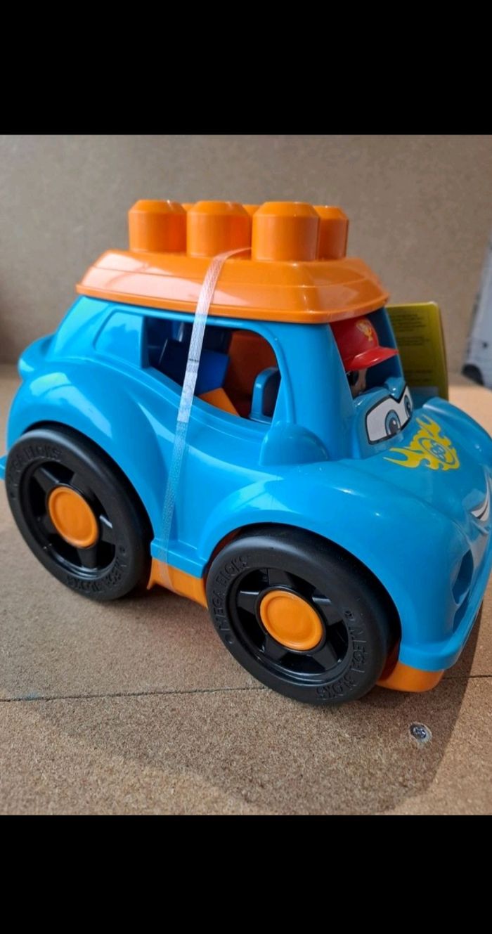 Voiture mega blocks - photo numéro 4