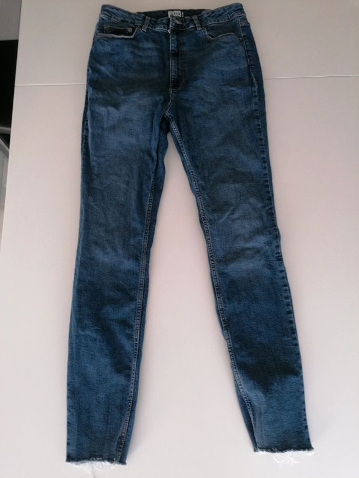 Jeans skinny bleu T 42 👖 - photo numéro 1