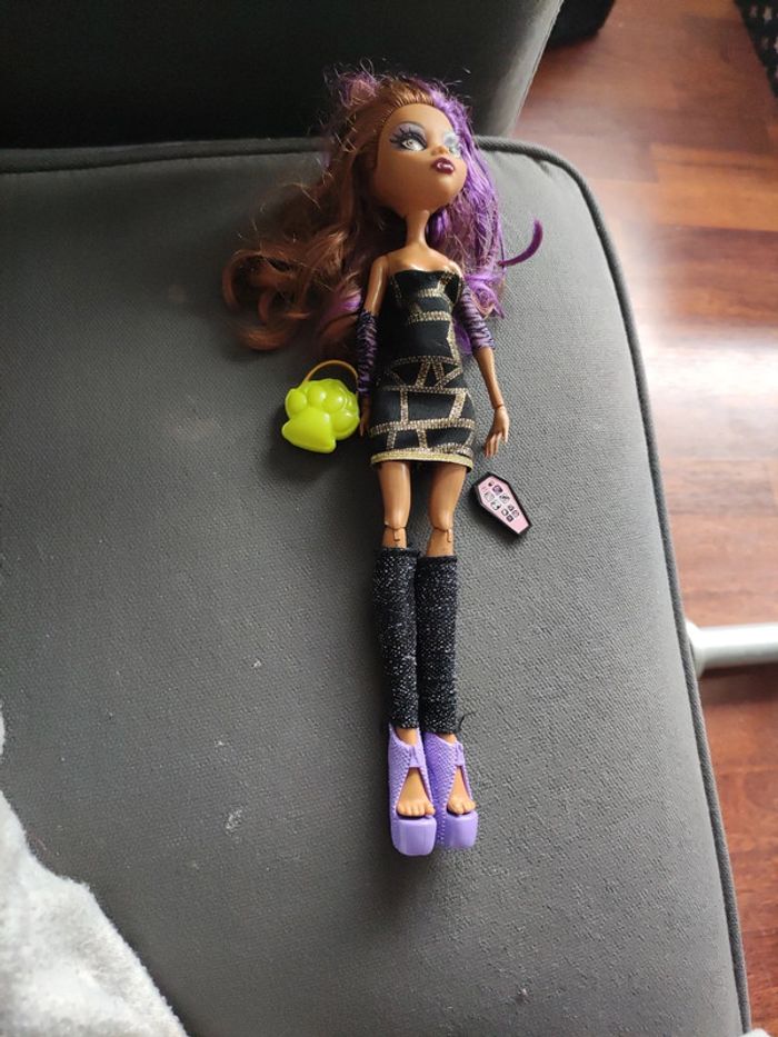 Poupée Monster high gloul nigh Clawdeen wolf