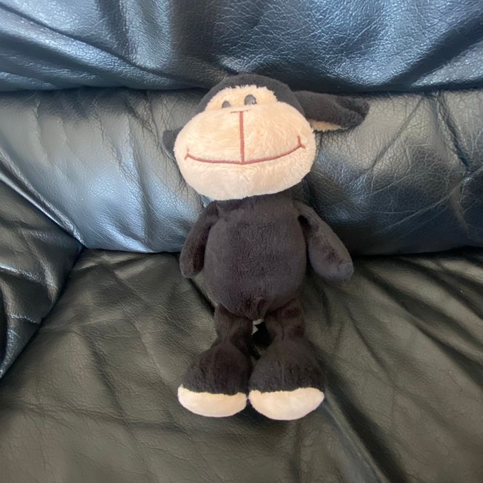 Doudou peluche mouton noir kinder 25cm