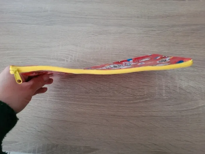 Lot de 2 trousses Hello kitty et Pat patrouille - photo numéro 7