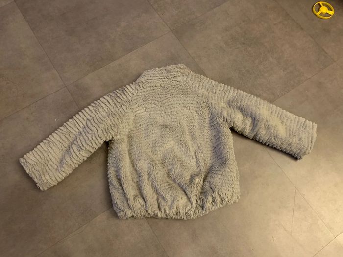Veste grise 3/4 ans - photo numéro 7