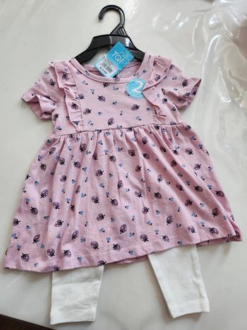 Joli ensemble bébé fille taille 6mois