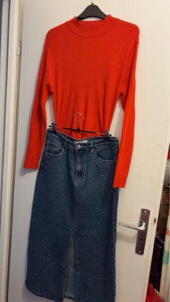 Haut et jupe en jeans à paillette