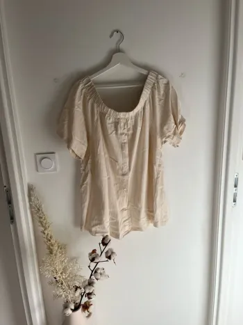 Joli haut, Kiabi, crème