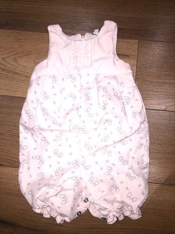 Combinaison short fille rose 🌺 taille 1 mois très bon état