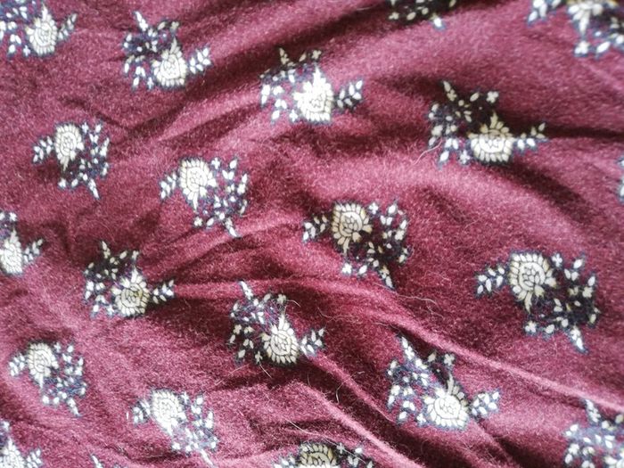 Top manches longues Promod bordeaux à motifs t. 38/40? - photo numéro 5