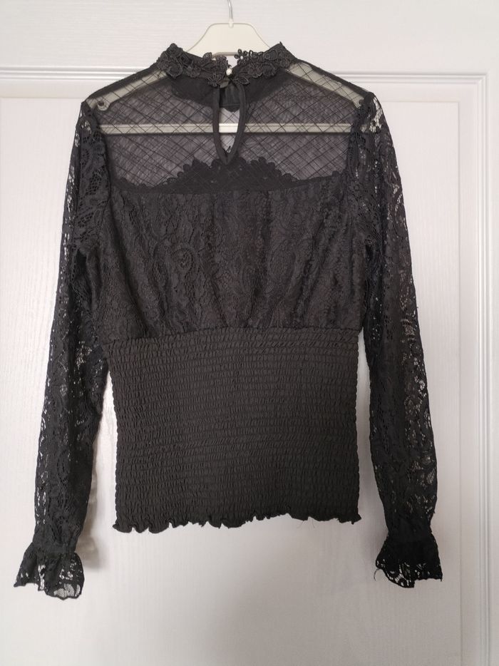 Haut blouse à dentelle noir taille M - photo numéro 6