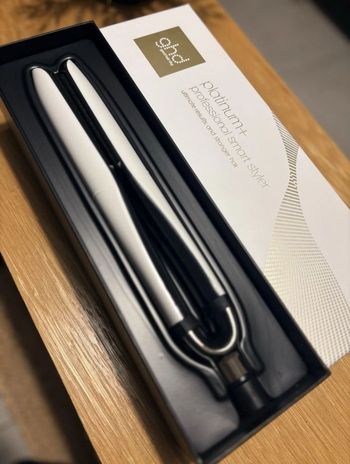 Lisseur Platinum GHD + Neuf avec Boîte d'origine 