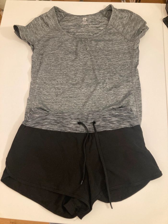 Ensemble de sport