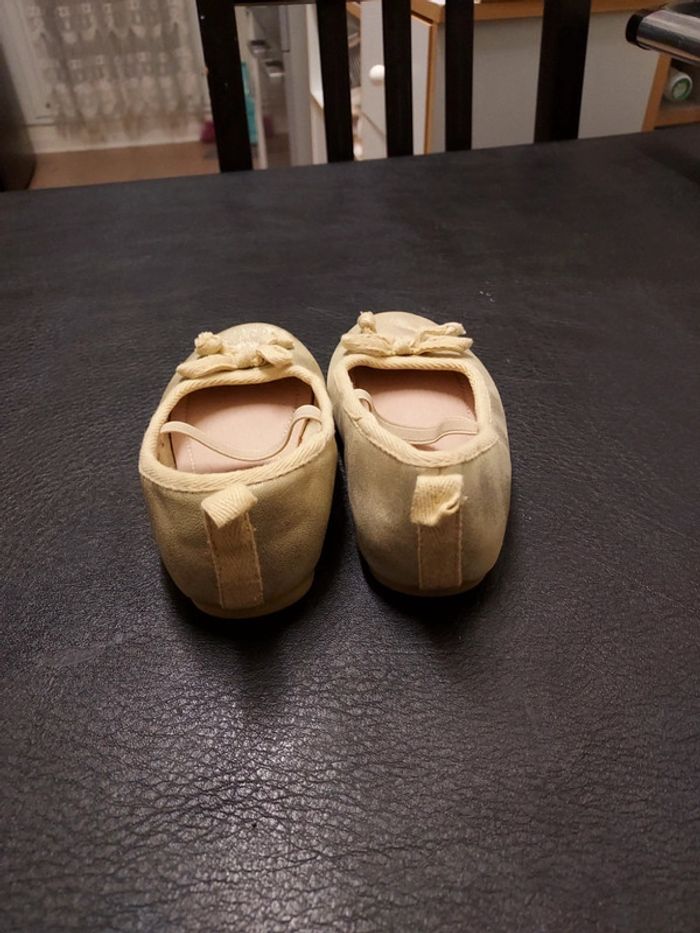 Lot de 7 vêtements éte fille 4 ans - photo numéro 14