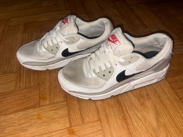 Nike - photo numéro 2