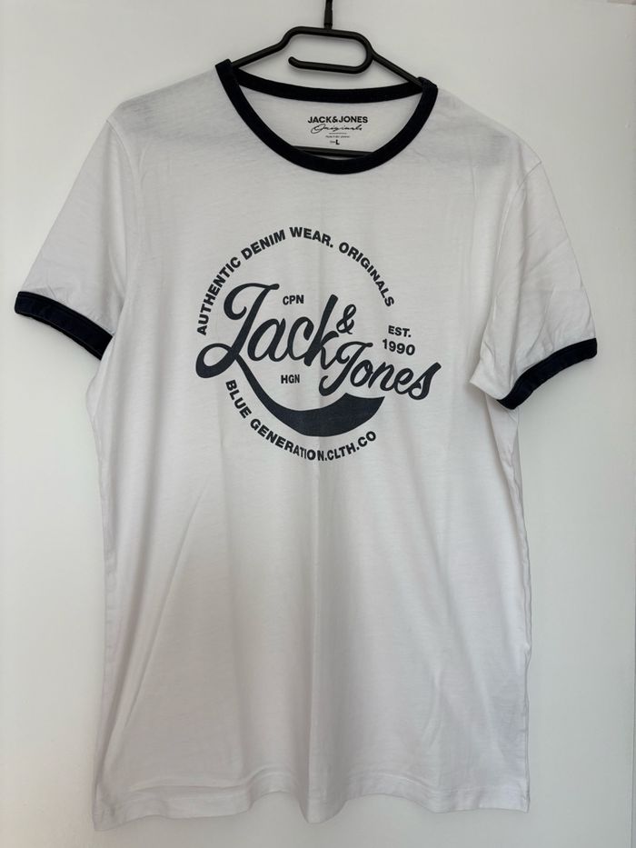 Tee-shirt