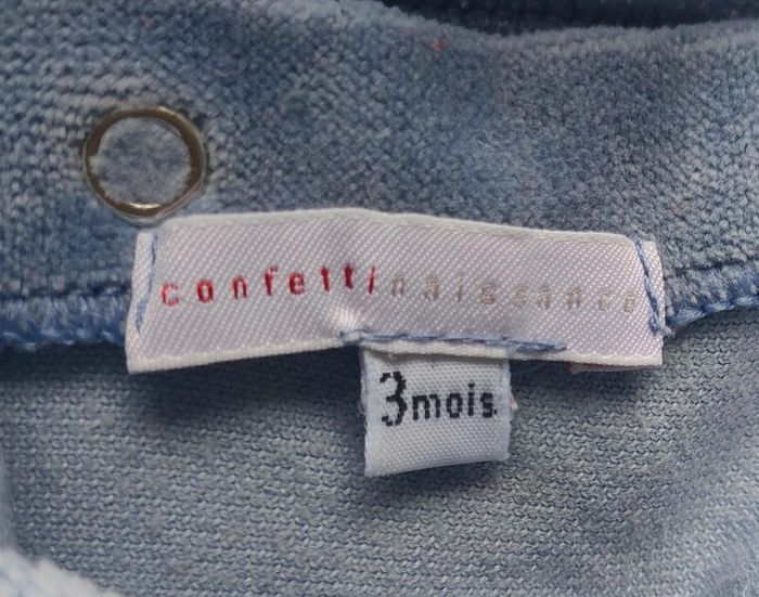 Barboteuse en velours taille 3 mois - photo numéro 3