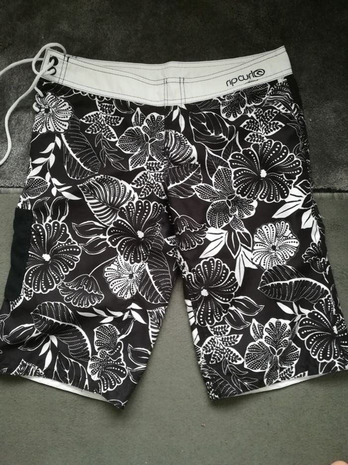 Short ripcurl S