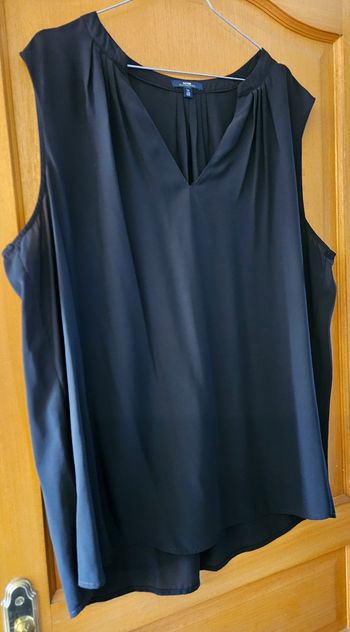 Blouse sans manche grande taille
