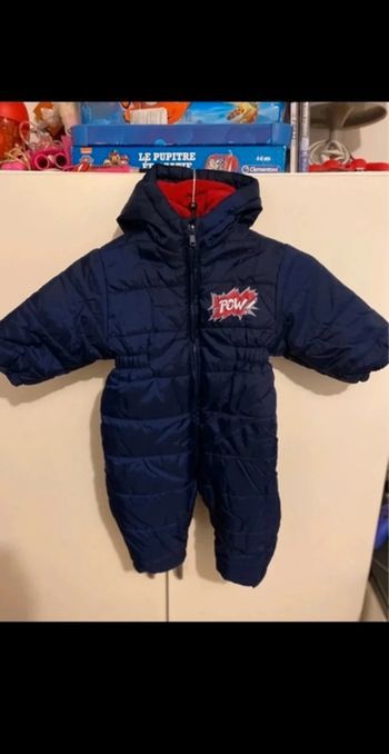 Combinaison taille 6/9 mois