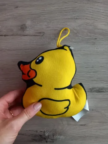 Canard en peluche