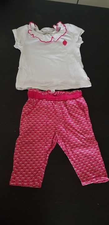 Ensemble tee-shirt et pantalon