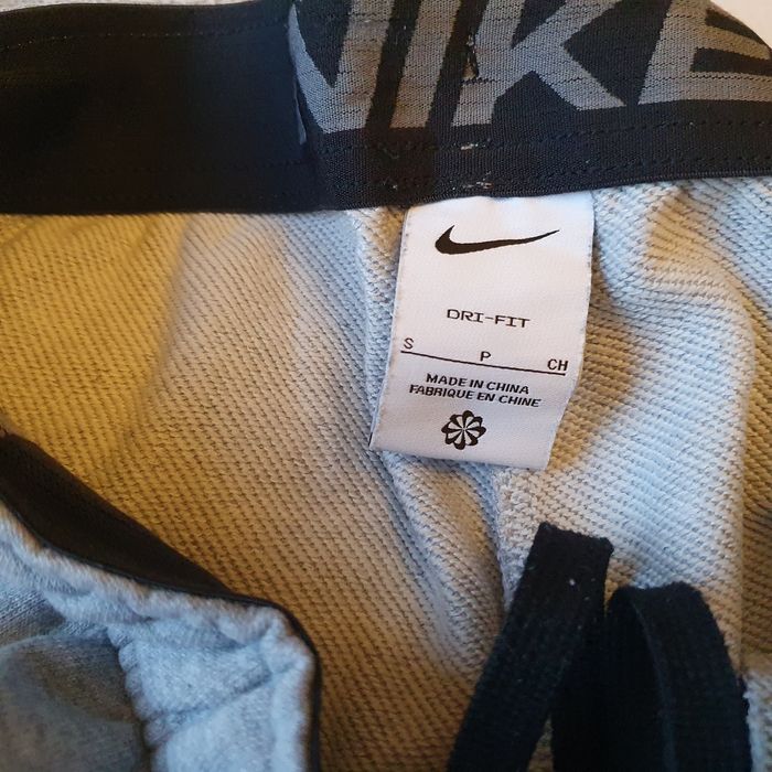 Pantalon de jogging nike de taille S - photo numéro 4
