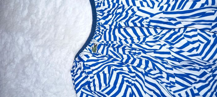 Jupe lacoste - photo numéro 2