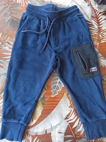 Pantalon jogging neuf tao