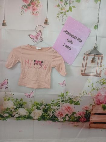 Tee-shirt manches longues fille Kiabi abricot taille 1 mois / 56 cm
