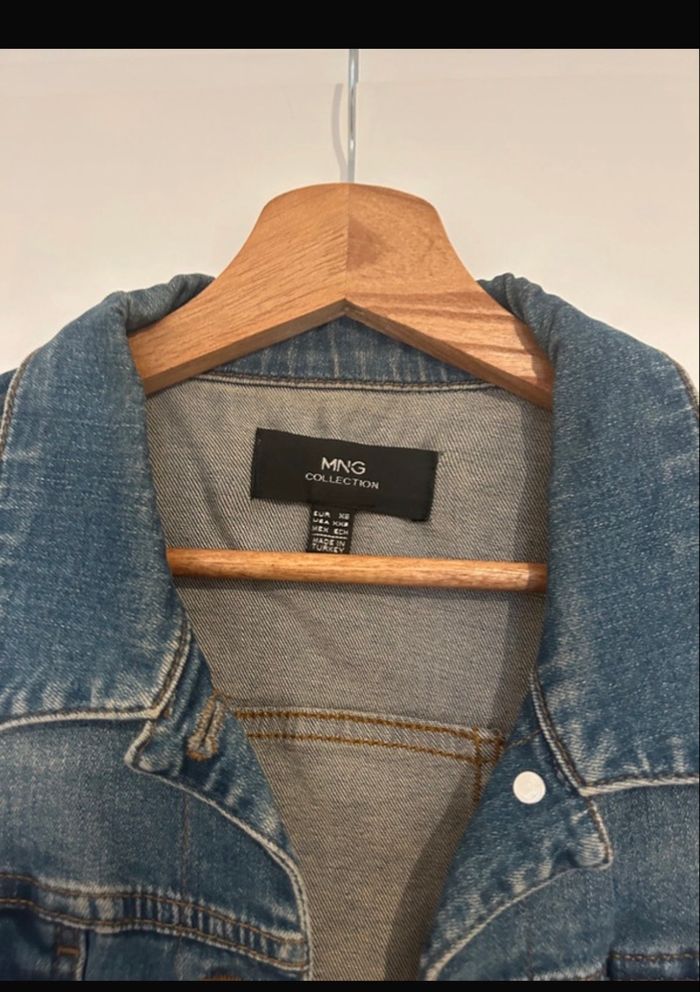 Veste en jean - marque Mango - taille XS - photo numéro 2